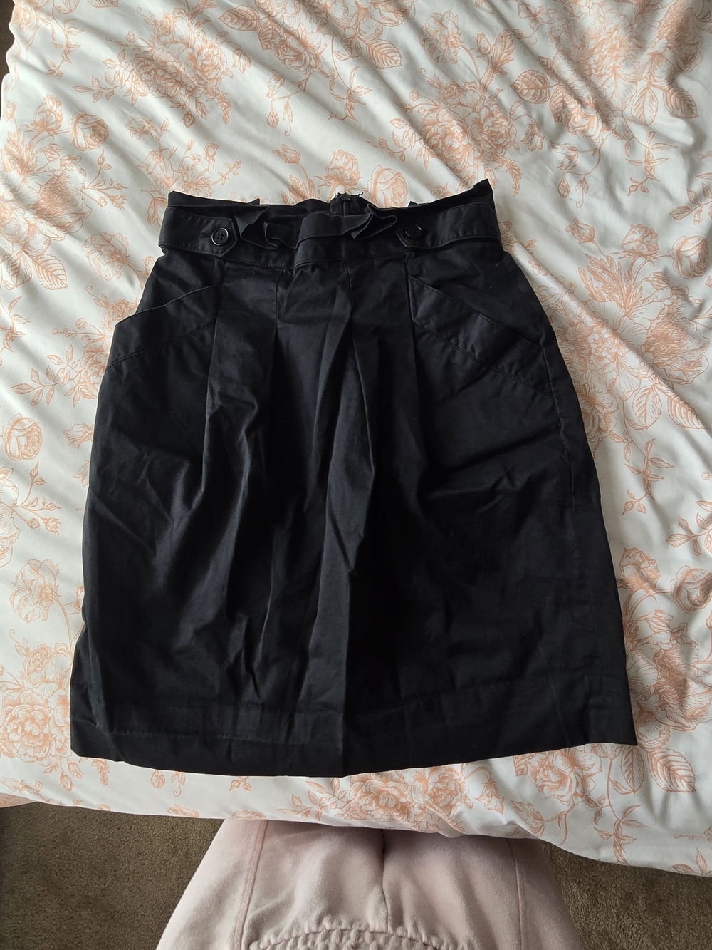 BCBGMaxAzria Black High-Waist Pencil Skirt with Front Pleats